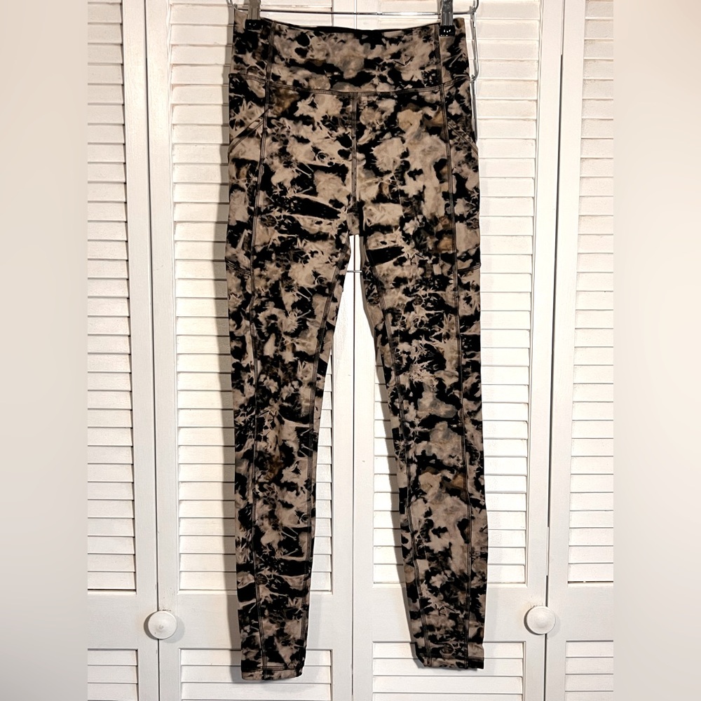 Lululemon Invigorate High Rise Leggings w/ Pockets (Size 6, Multicolor)